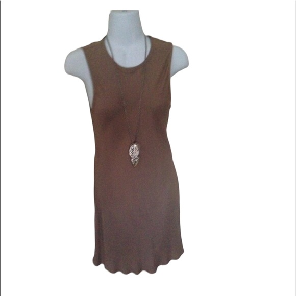 ⭐️Taupe color dress!⭐️ - Picture 2 of 5